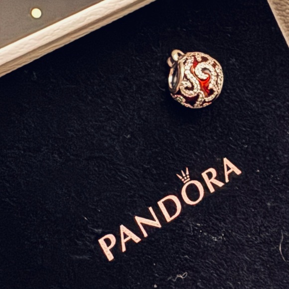 Pandora • 2017 edition • Pandora Bright Ornament Charm • 2017 Limited Edition - Picture 6 of 11